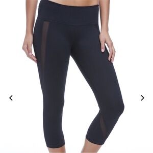 Fabletics Women’s Size Small Corfu Capri II Black Mesh